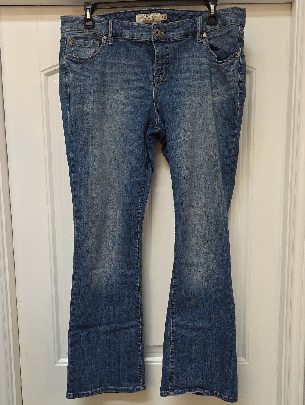 Torrid Relaxed Boot Low Rise Jeans - Sz 18R